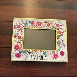 Family Natural Life picture frame